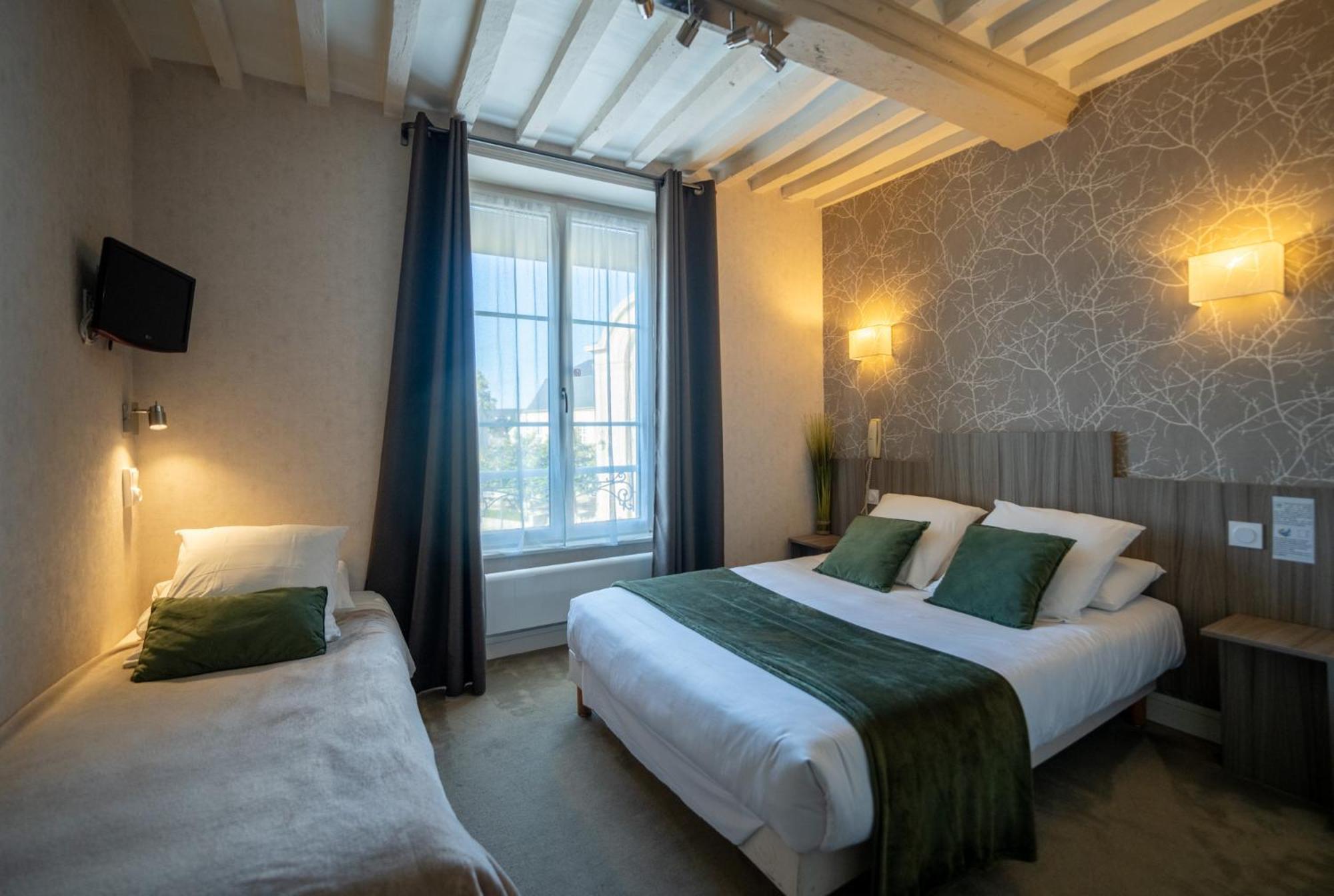 Le Declic Hotel Байо Екстериор снимка